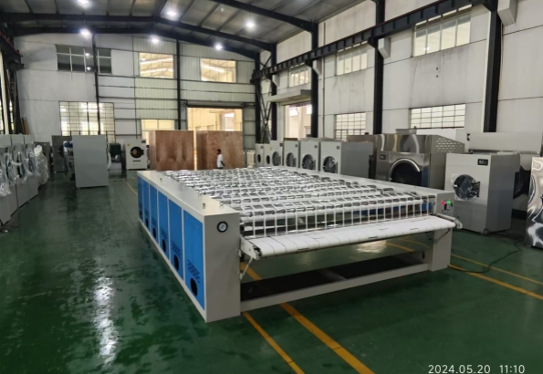 電加熱燙平機(jī)
